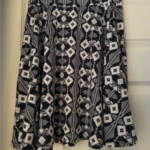 LuLaRoe Black and White Geometric Azure Girls size 12 Like New